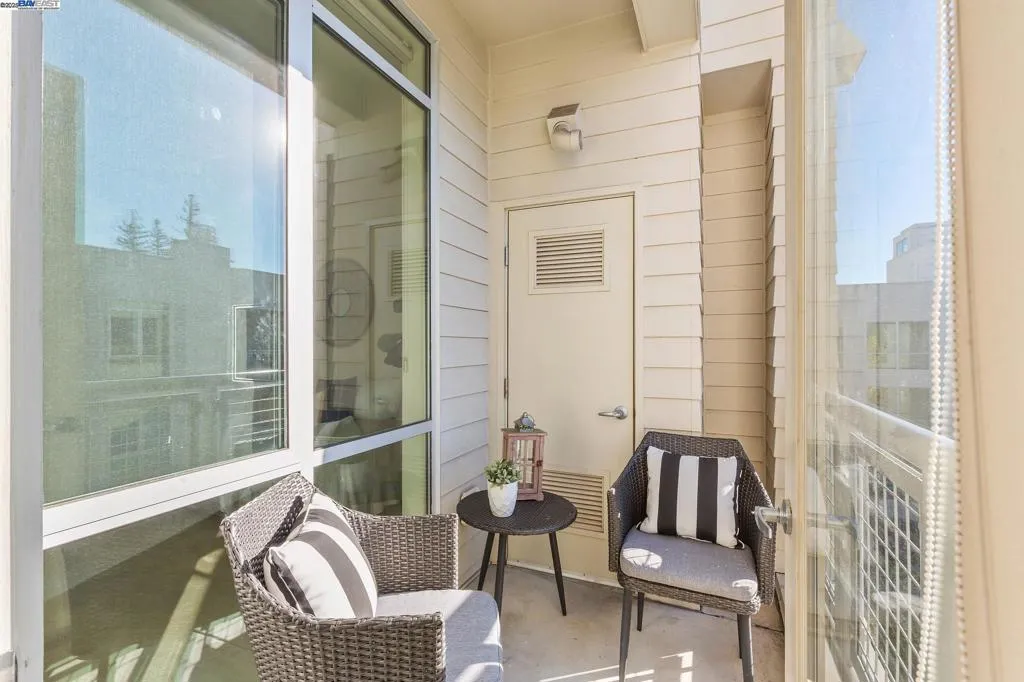 1655 N California Blvd 422, Walnut Creek, California 94596 home-pic-18